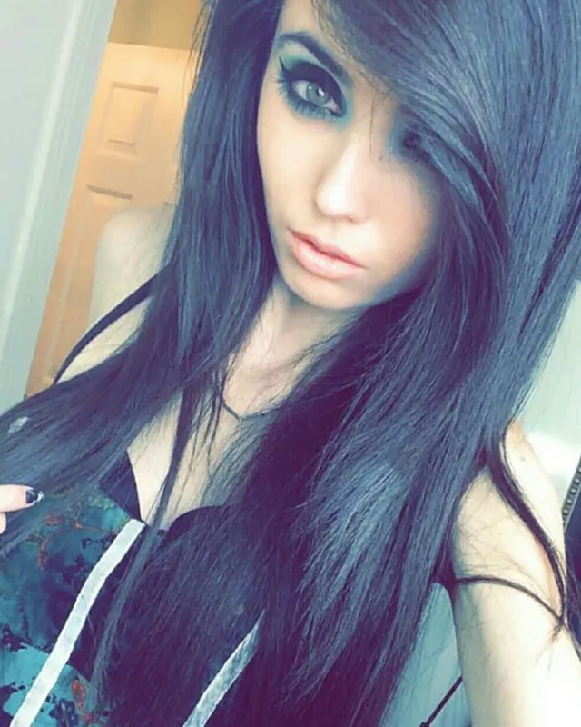 Camélia, 20 ans, plan cul à L'Haÿ-les-Roses