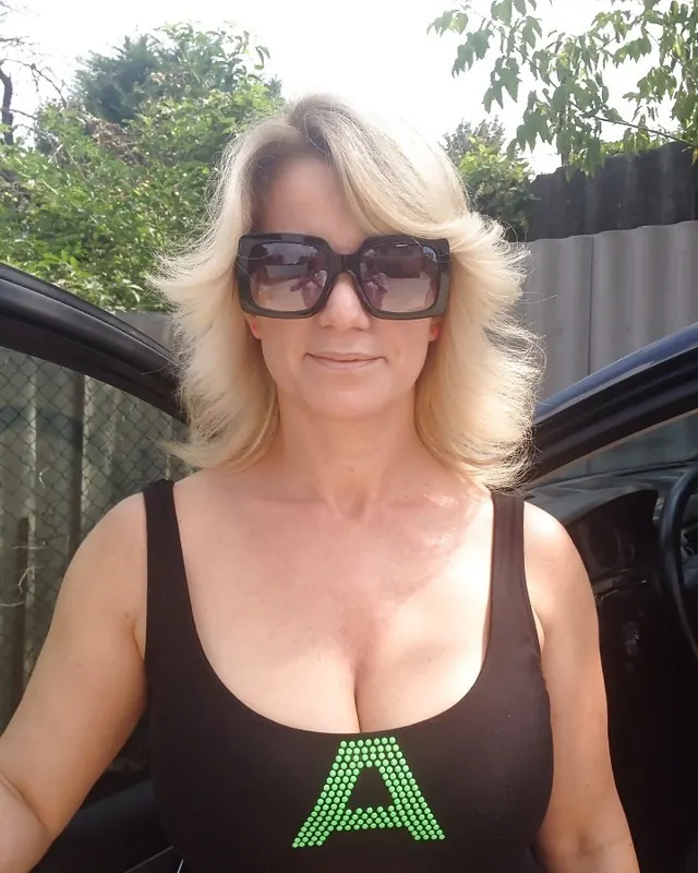 Catherine, 59 ans, plan cul à Saint-Denis