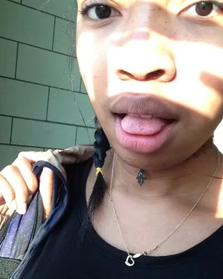 Inaya, 19 ans, plan cul à Reims