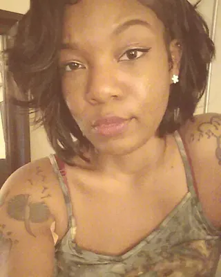 Mariam, 27 ans, plan cul à Nîmes