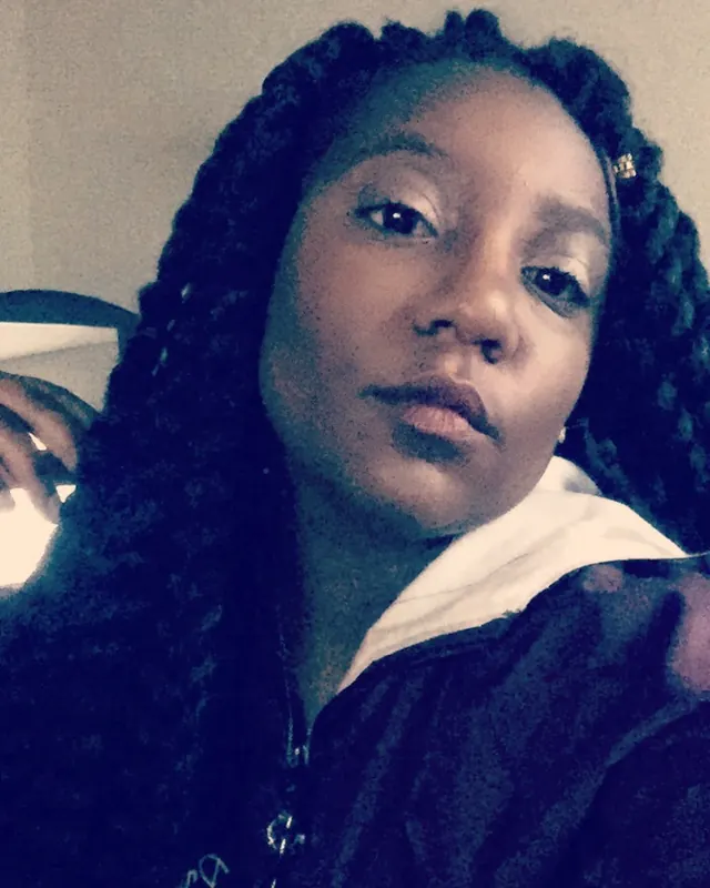 Seynabou, 28 ans, plan cul à Martinet