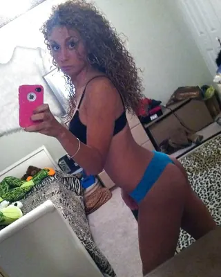 Stella, 38 ans, plan cul à Nîmes