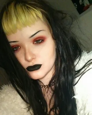 Tess, 20 ans, plan cul à Lattes